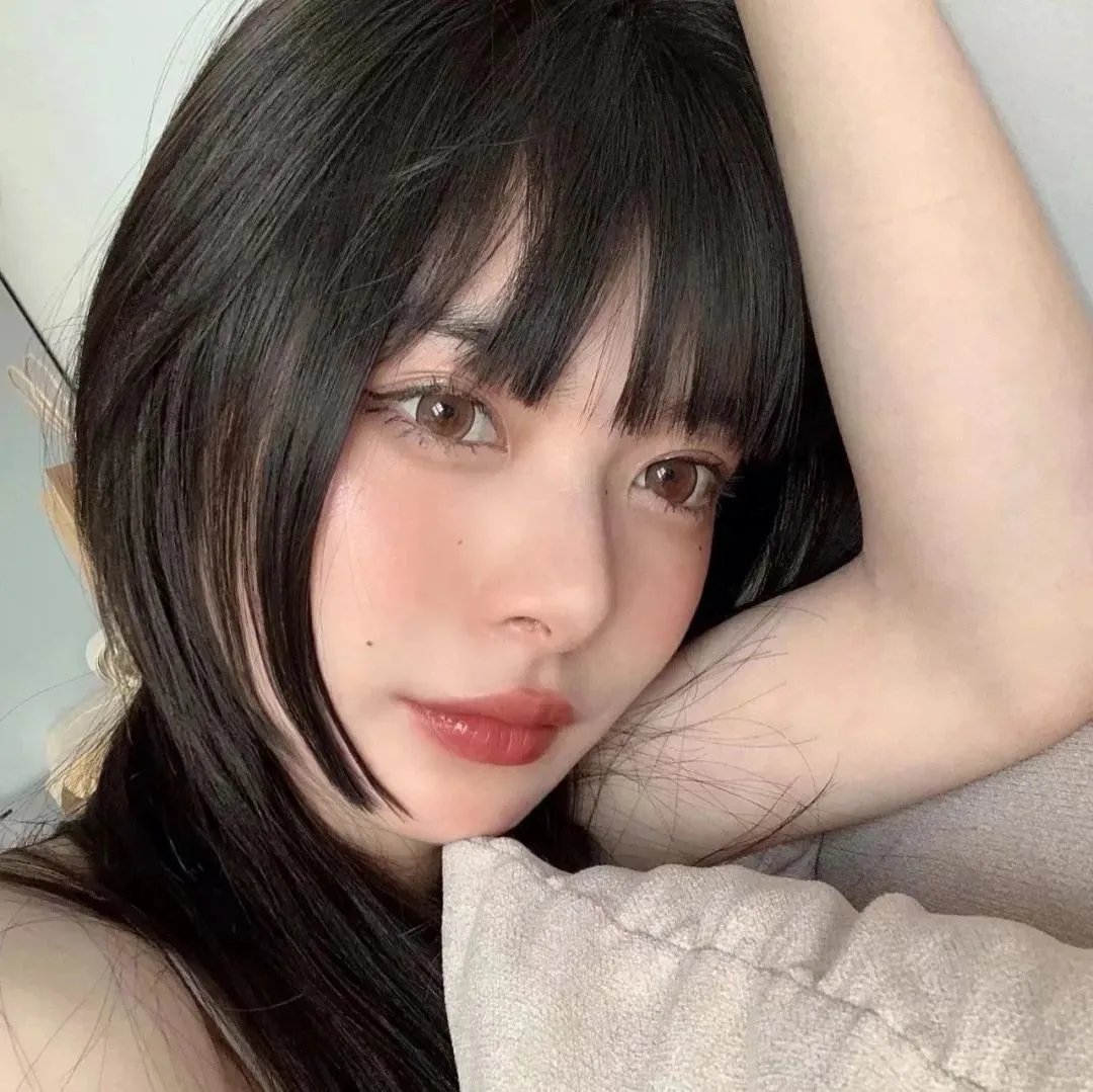 女魔